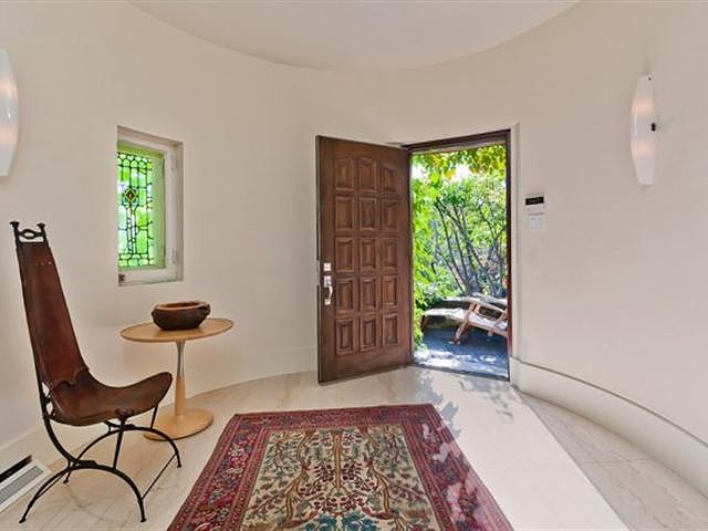 3657-the-boulevard-westmount-3