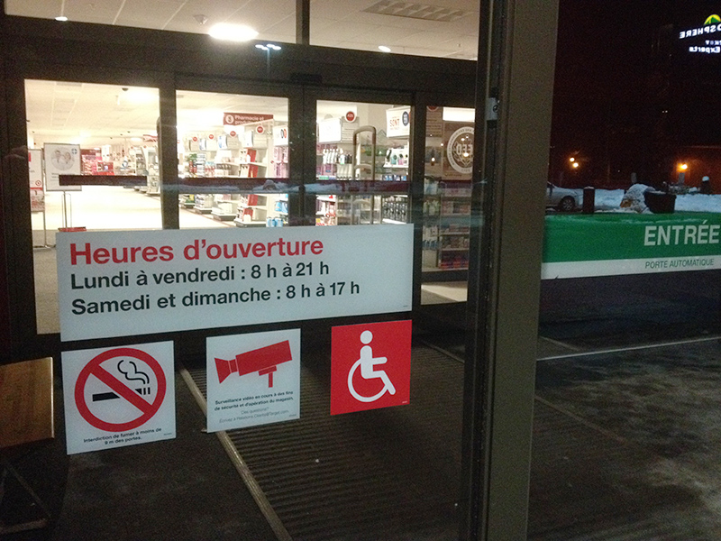 porte-d-entree-du-magasin-target-de-place-laurier