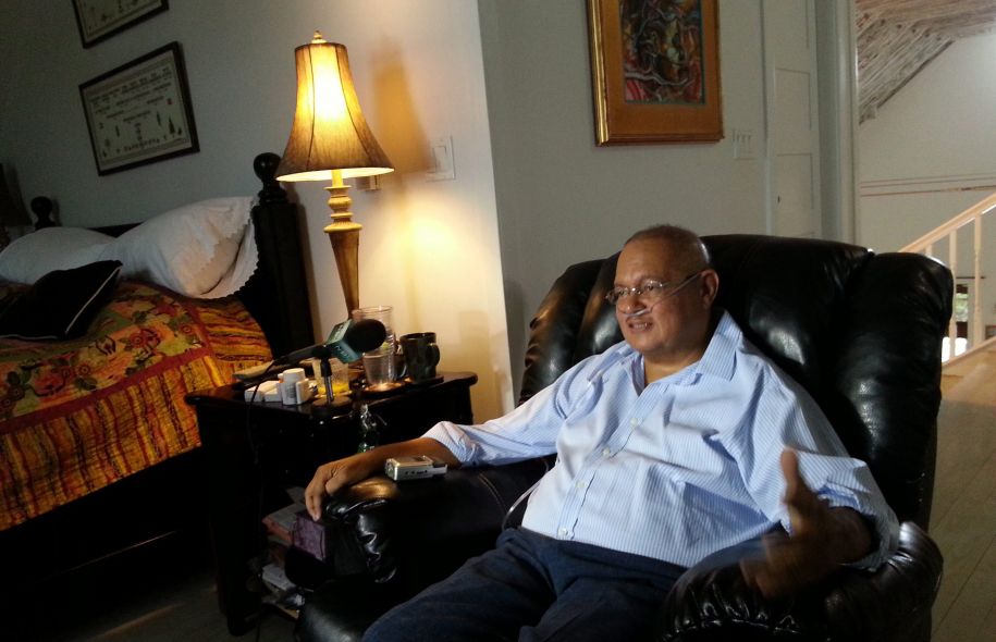 arthur-porter-dans-sa-maison-de-nassau-aux-bahamas-en-2013