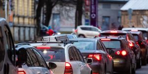 Voitures piégées dans la circulation