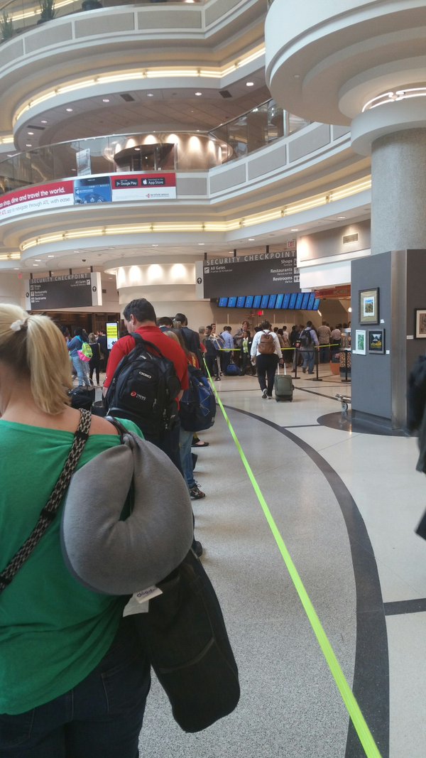 file-pour-la-fouille-a-atlanta