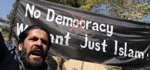 afghanistan-pas-de-democratie-juste-l-islam