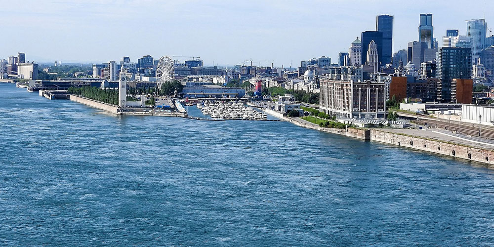 Fleuve St-Laurent à Montréal