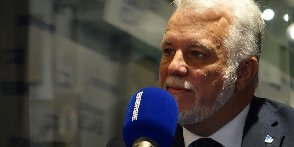 Philippe Couillard défend son épicerie à 75$ par semaine, pour une famille de 1 adulte et 2 enfants