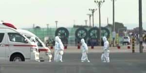 À côté du Diamond Princess, à Tokyo